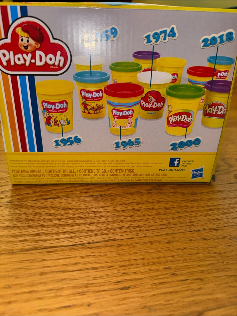 Play-Doh Classic Can Collection – Multi-Color Modeling Compound Set - Picture 2 of 3